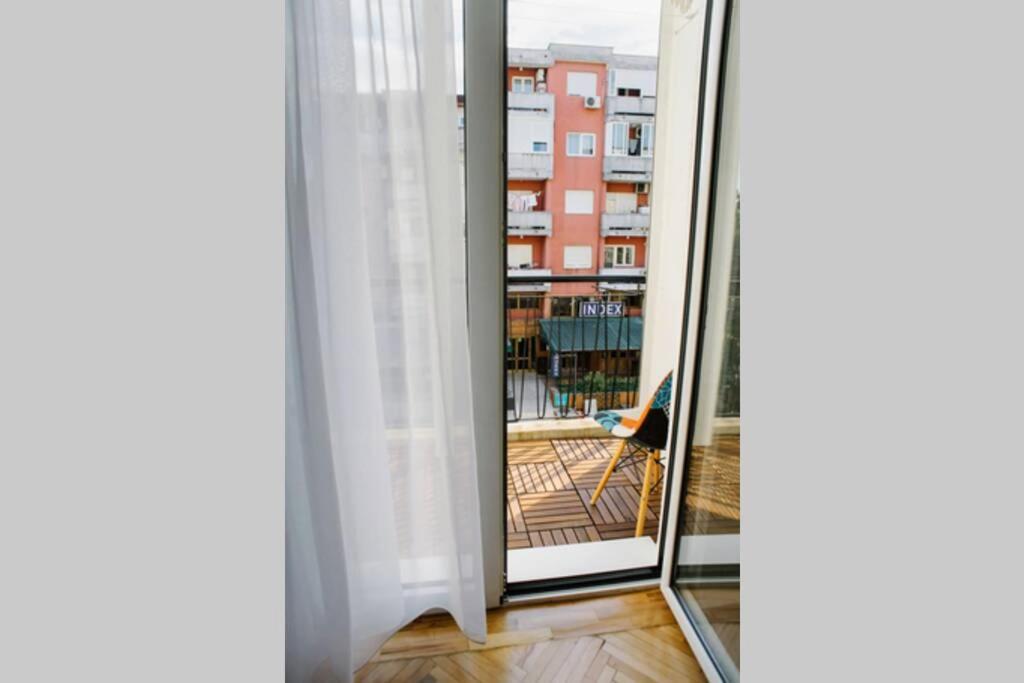 Millennium Bridge Cozy Apartment Top Location 波德戈里察 外观 照片